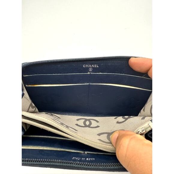 Chanel NAVY Cambon Line Round Long Zip Around Organizer Wallet*Great Condition - Picture 9 of 12
